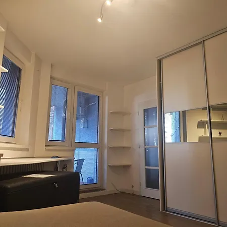 Huge Next To Train Station Close To The Center * Bratysława