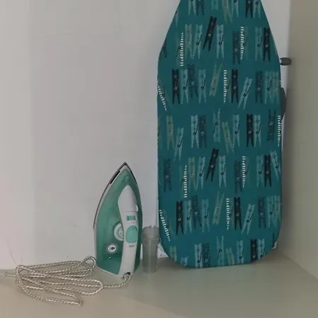 Huge Next To Train Station Close To The Center Apartamento Bratislava