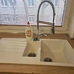 Apartamento Huge Next To Train Station Close To The Center Bratislava