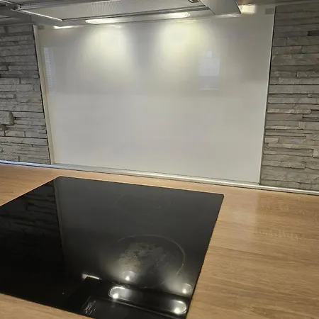 Huge Next To Train Station Close To The Center Apartment Bratislava